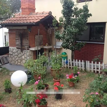 In With Sea View, Terrace, Air Conditioning, Wi-fi Daire *
